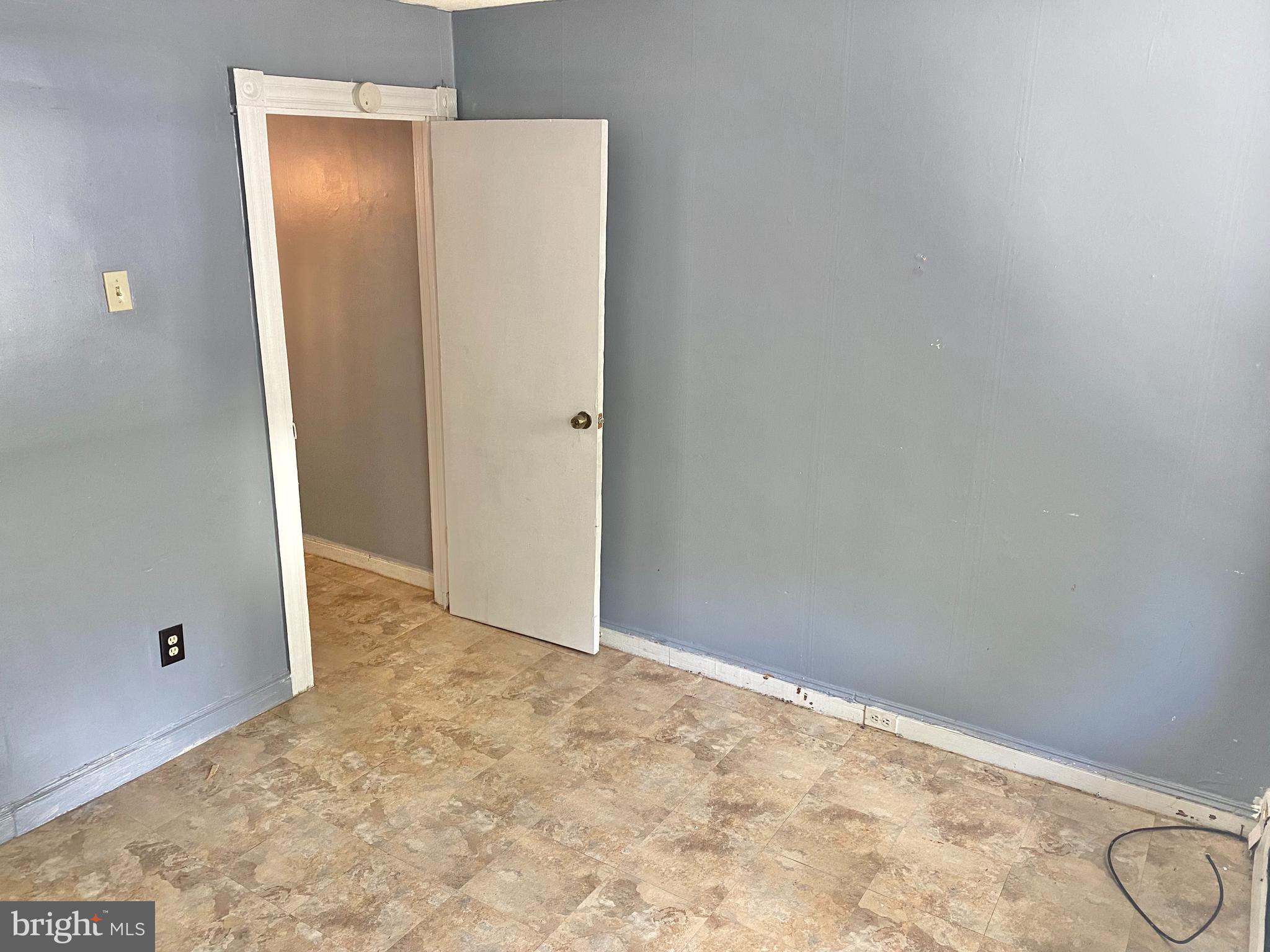 625 Clinton Street Reading, PA 19601 - Photo 11 of 22 Gallery Image 11