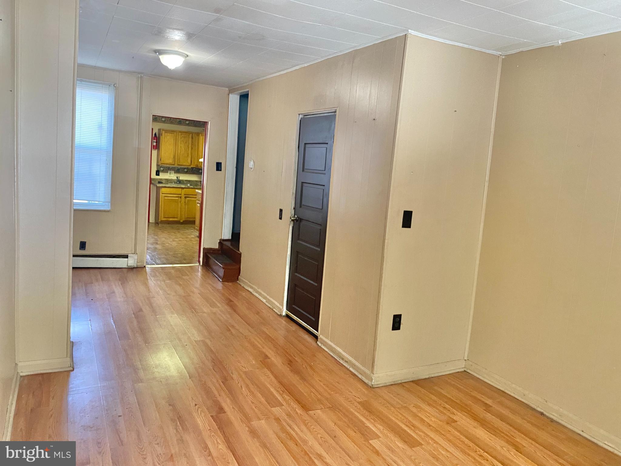 625 Clinton Street Reading, PA 19601 - Photo 4 of 22 Gallery Image 4