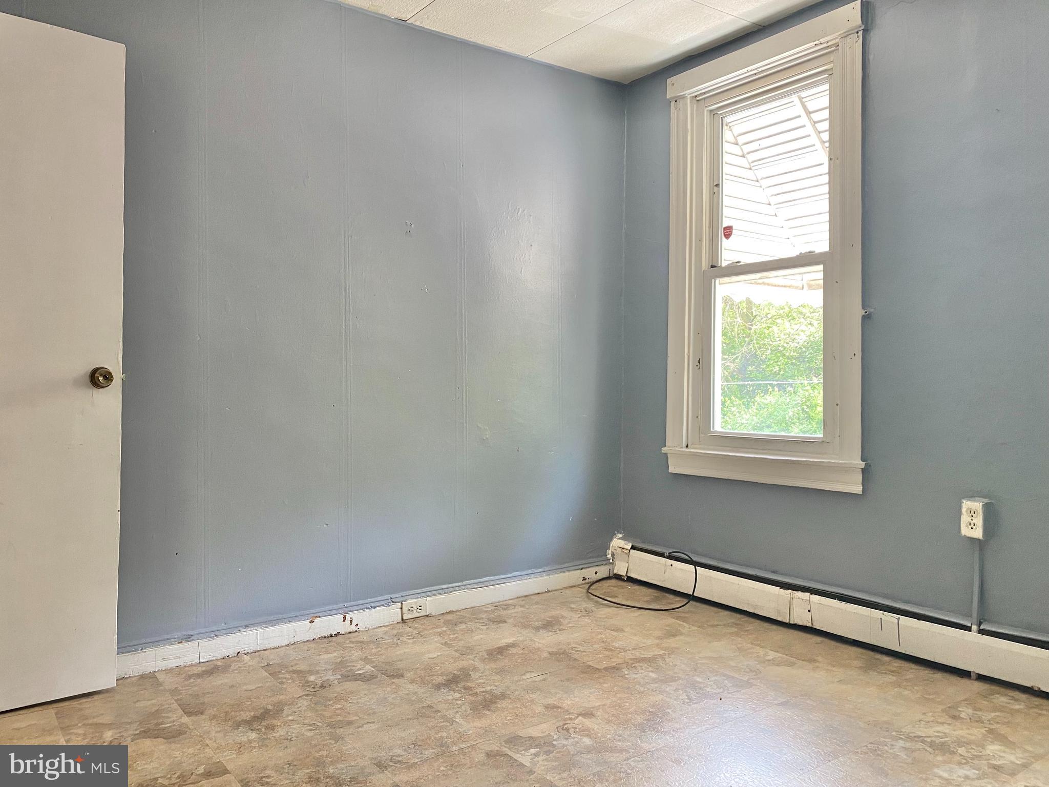 625 Clinton Street Reading, PA 19601 - Photo 10 of 22 Gallery Image 10