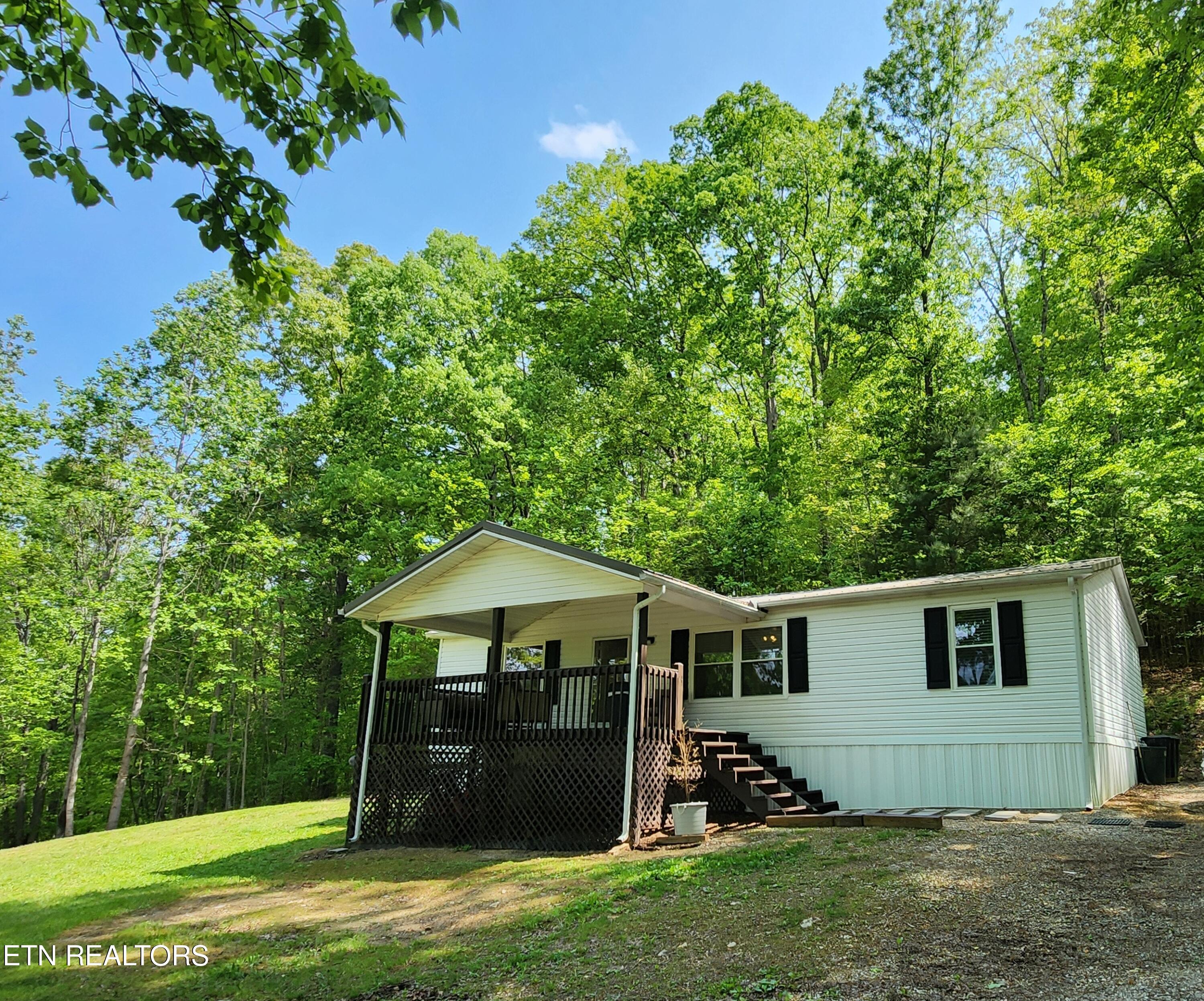 441 Parker Road La Follette, TN 37766 - Photo 1 of 47 20250429_120152 (1)