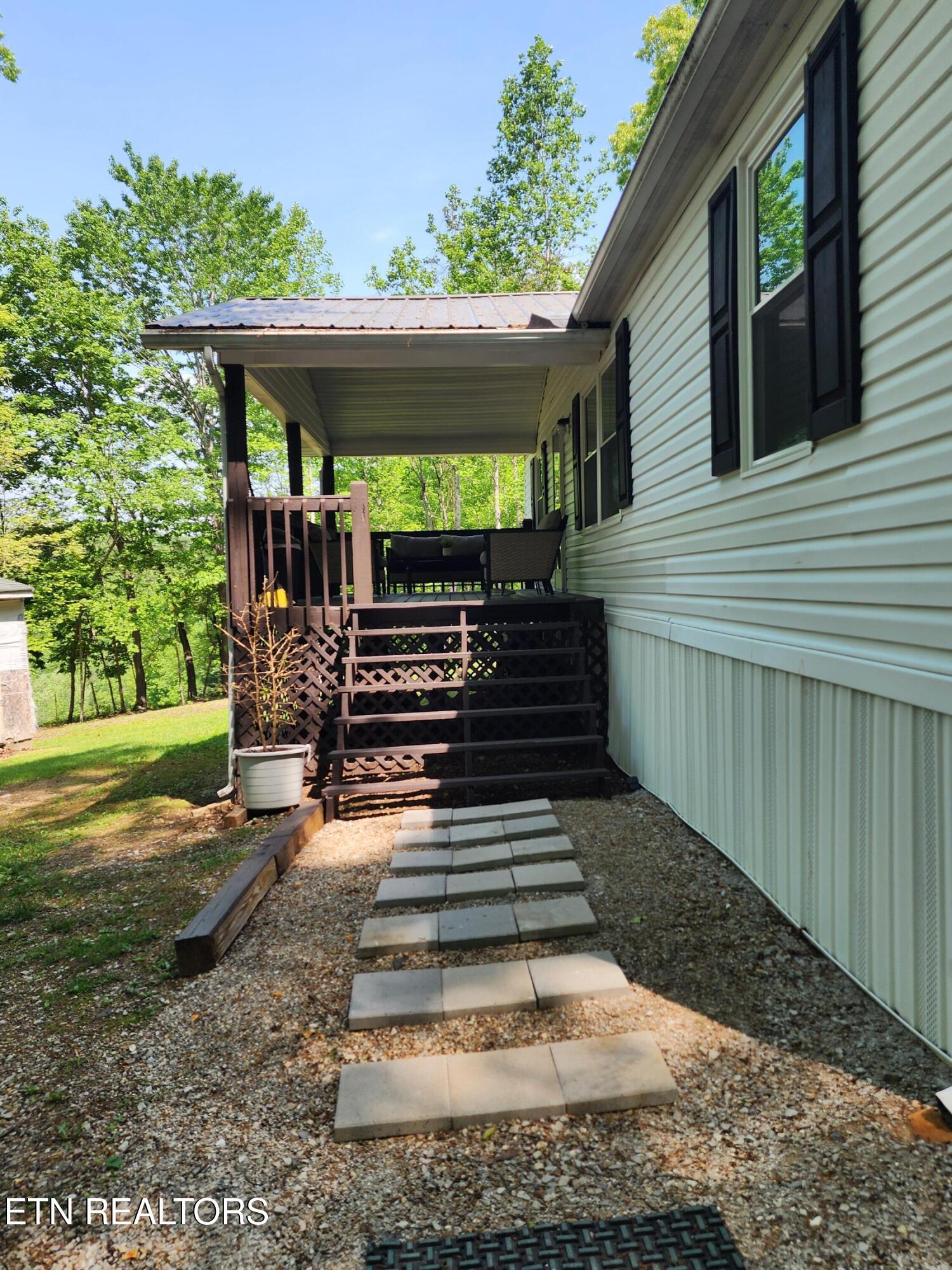 441 Parker Road La Follette, TN 37766 - Photo 2 of 47 20250429_120217
