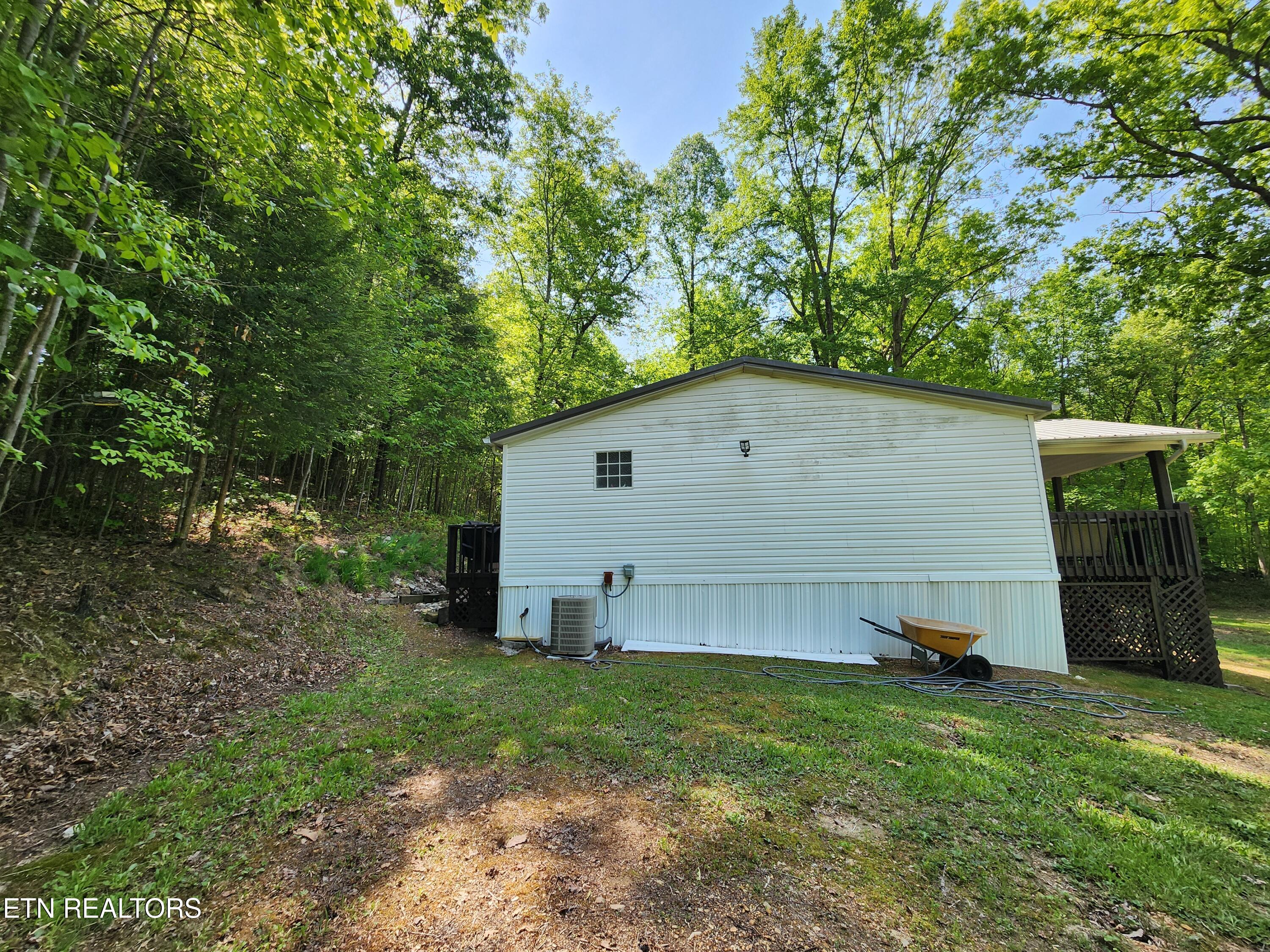 441 Parker Road La Follette, TN 37766 - Photo 41 of 47 20250429_114058