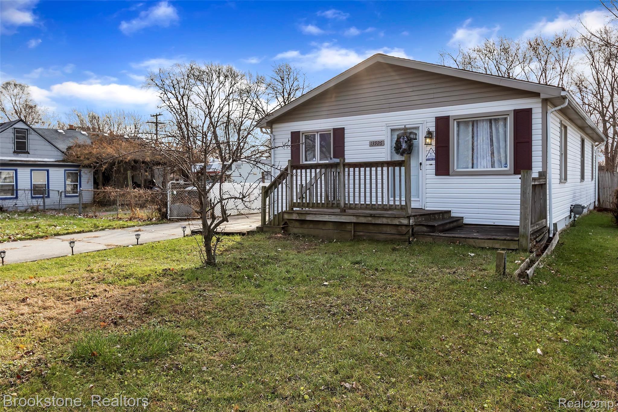 13926 Stephens Road Warren, MI 48089 - Photo 4 of 34 13926-Stephens-Rd-WindowStill-Real-Estate-Photography-4.jpg