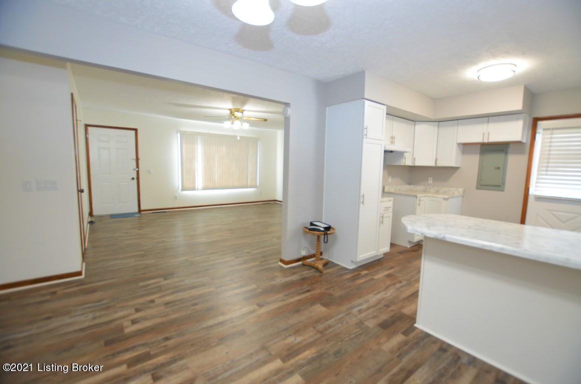 890 St Paul Road Leitchfield, KY 42754 - Photo 9 of 55 DSC_0551