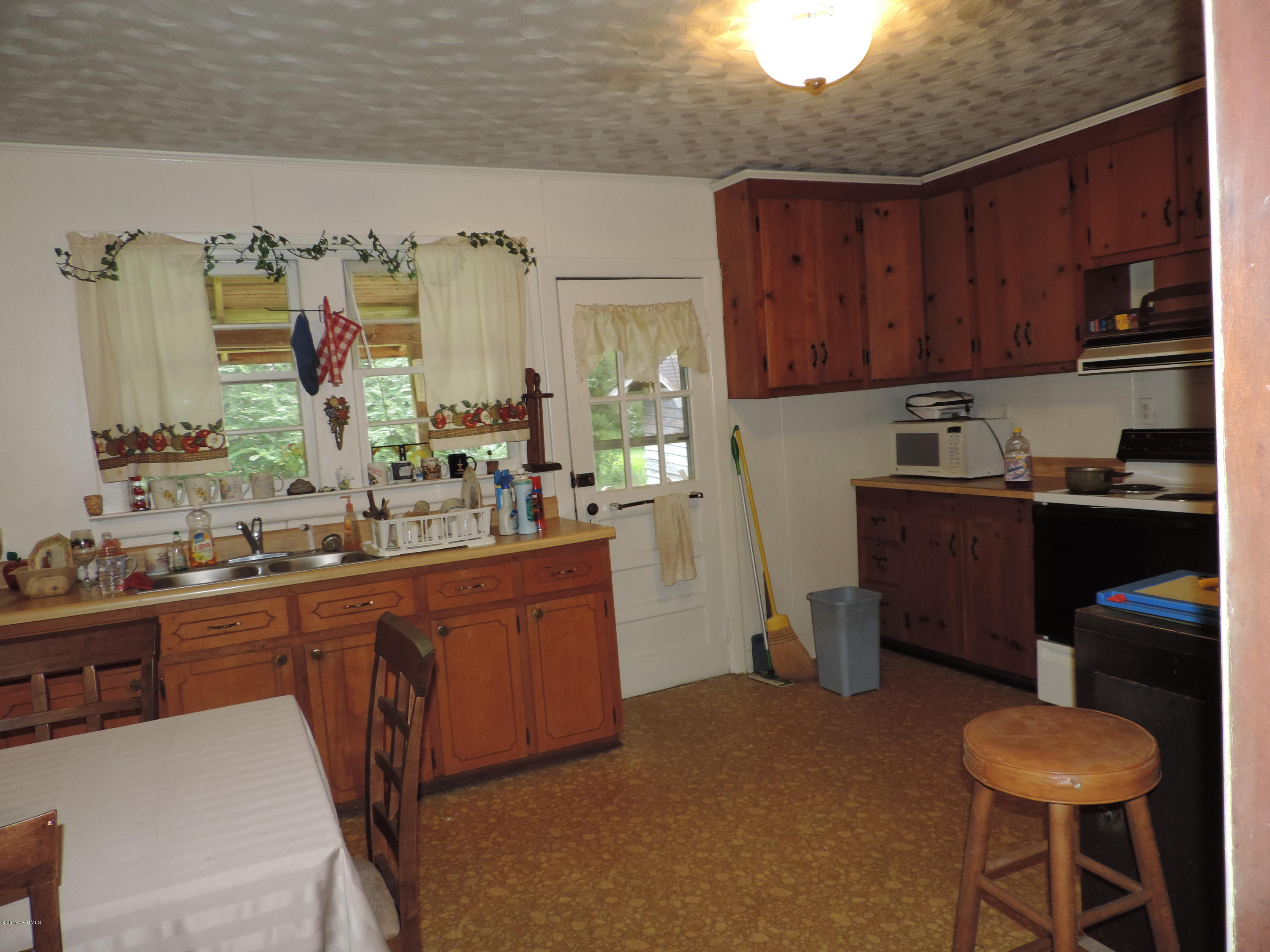 110 Sassanqua Road Castle Hayne, NC 28429 - Photo 6 of 14 DSCN3174