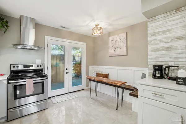 $1,900 | 4822 Huron Drive, Pensacola, FL 32507