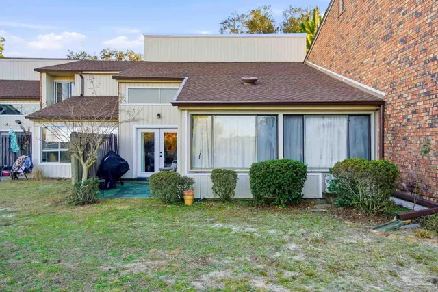 $1,900 | 4822 Huron Drive, Pensacola, FL 32507