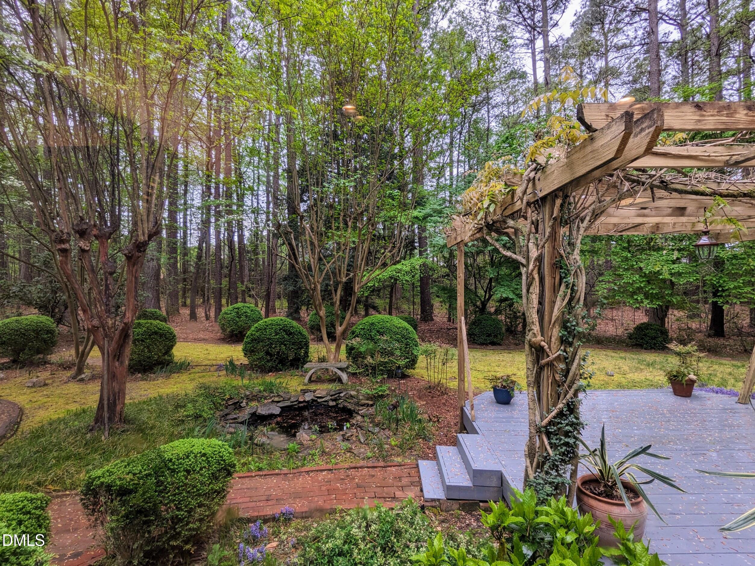 4901 Stoneridge Drive Raleigh, NC 27612 - Photo 29 of 50 Rear-Yard