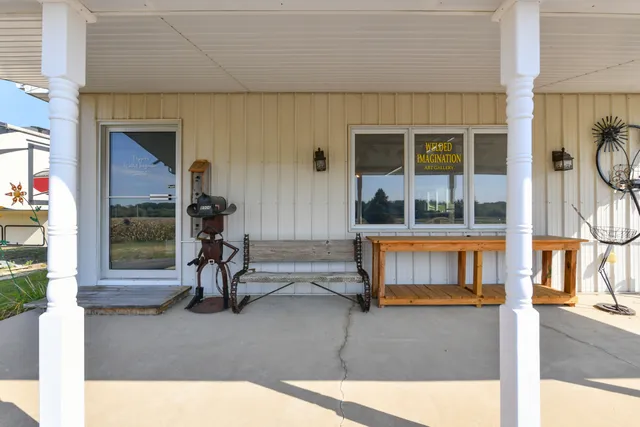 $859,900 | 9702 West State Road 81, Beloit, WI 53511