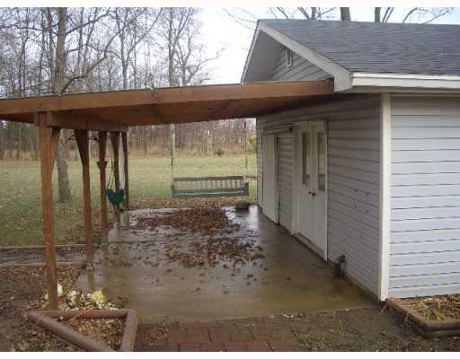9528 Kohler Road Botkins, OH 45306 - Photo 5 of 12