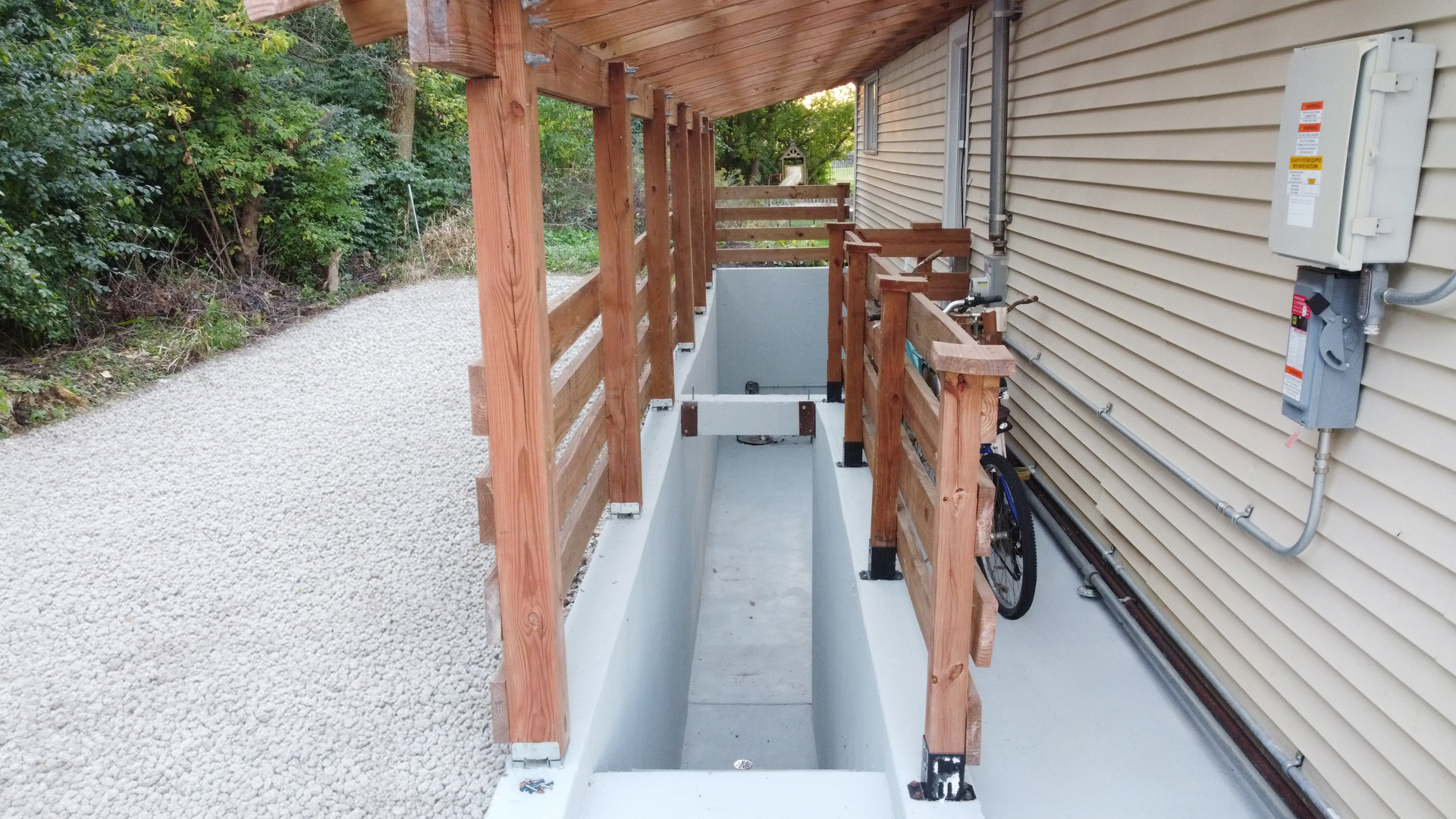 580 North Cedar Lake Road Lake Villa, IL 60046 - Photo 29 of 44 a view of balcony