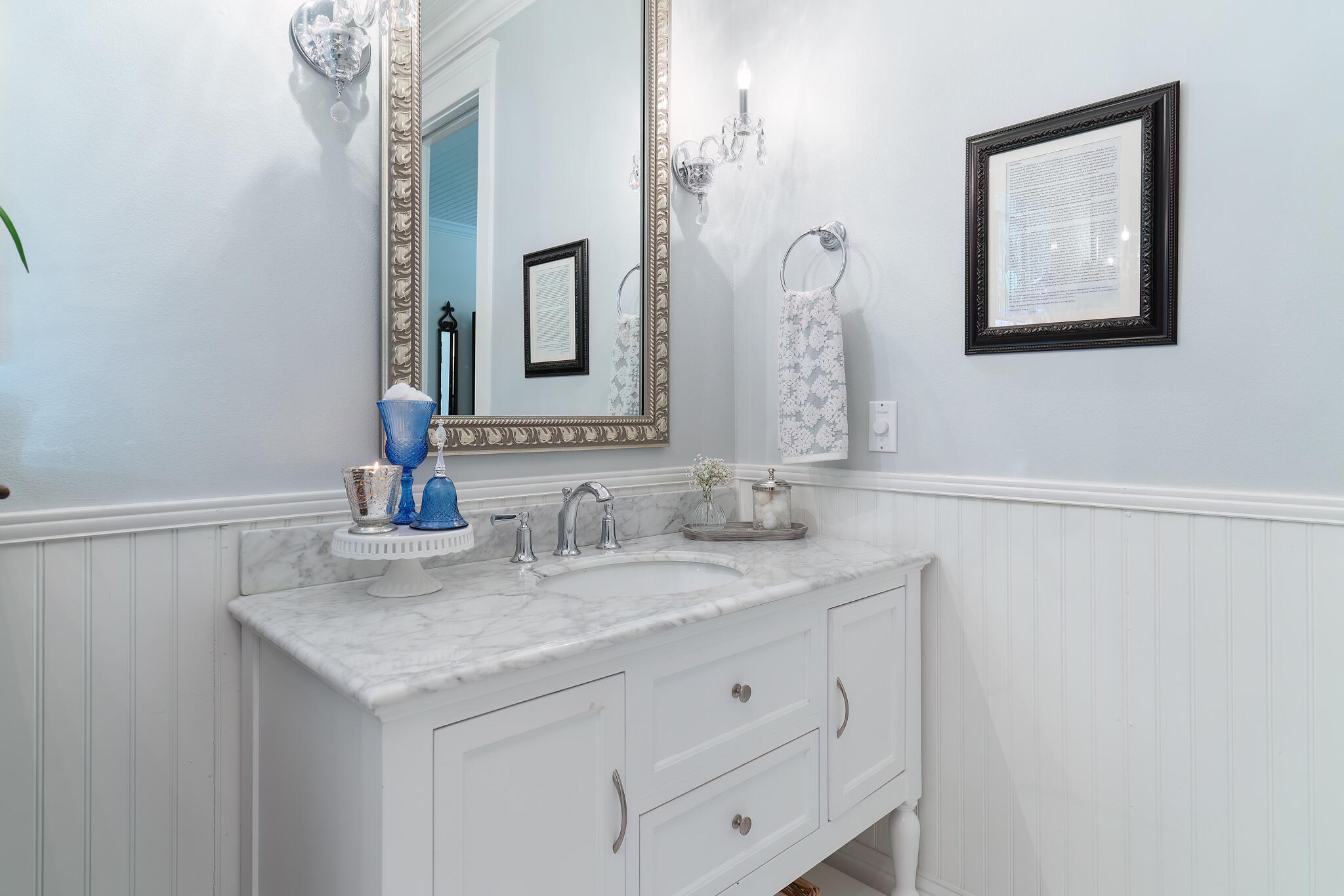 4351 Poverty Creek Road Crestview, FL 32539 - Photo 21 of 53 a bathroom with a sink and a mirror