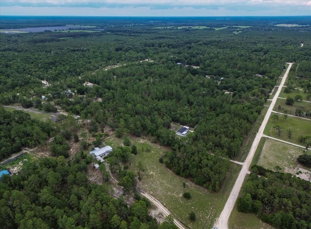7220 Northeast 24th Loop High Springs, FL 32643 - Photo 36 of 38