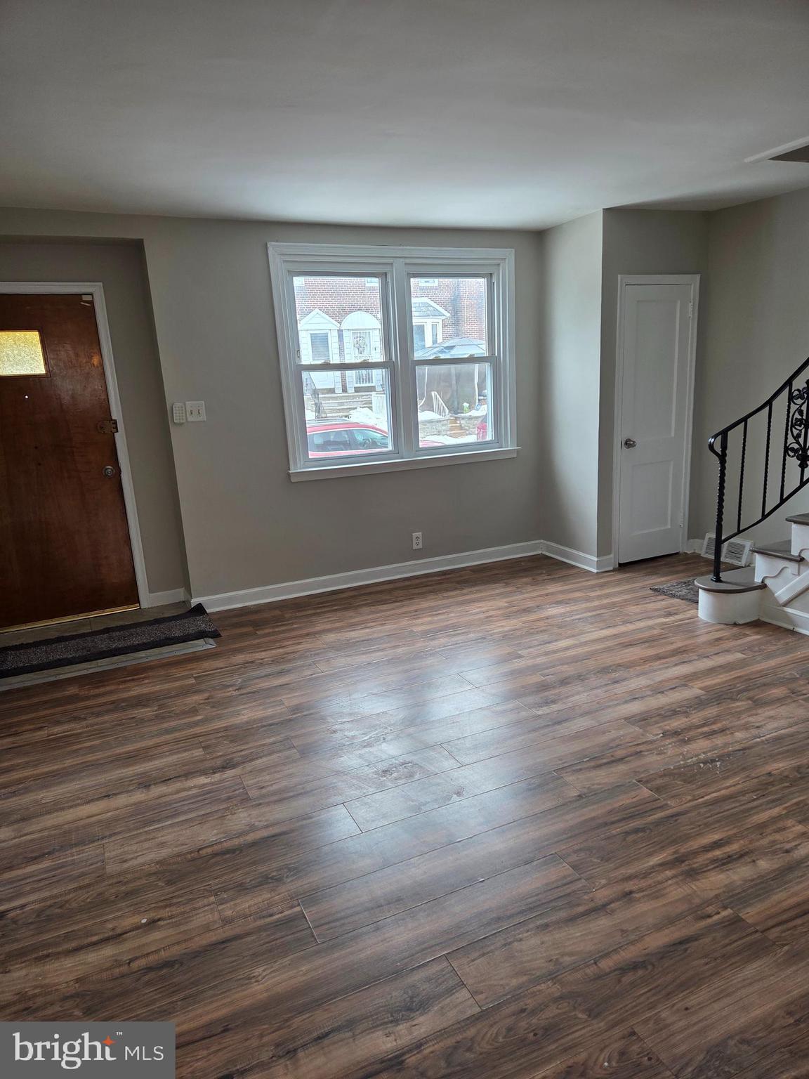 1219 Passmore Street Philadelphia, PA 19111 - Photo 2 of 12