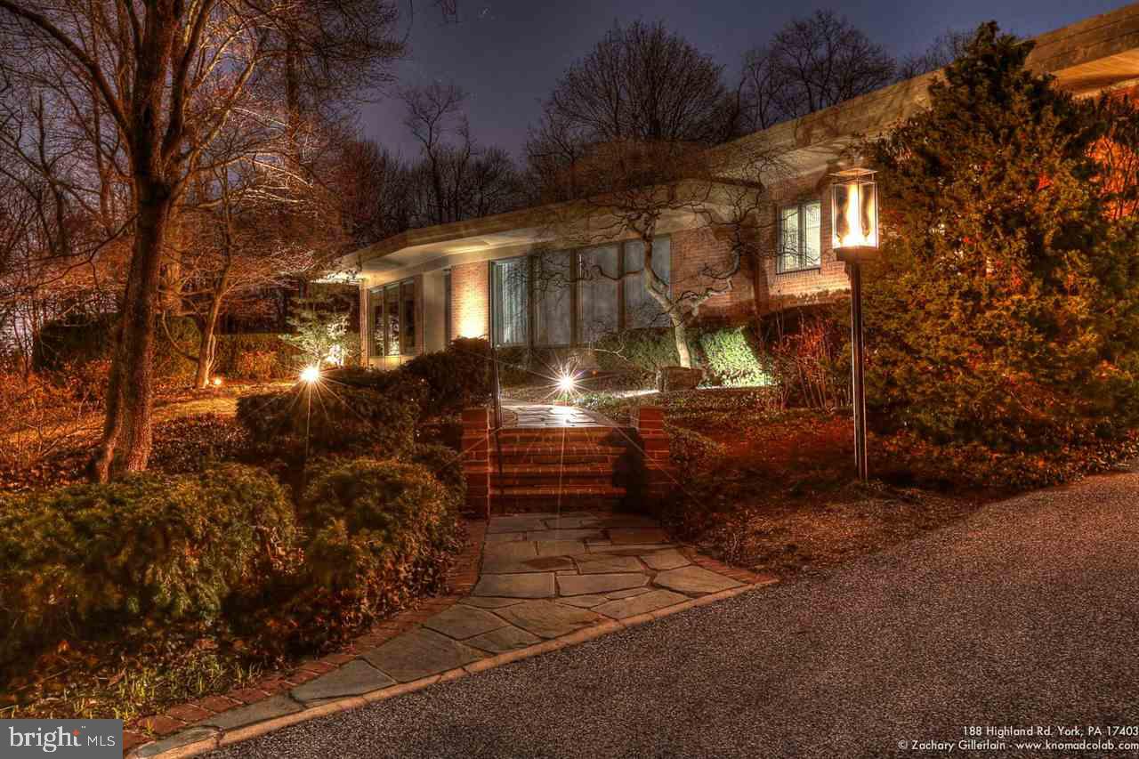 188 Highland Road York, PA 17403 - Photo 1 of 36 Gallery Image 1