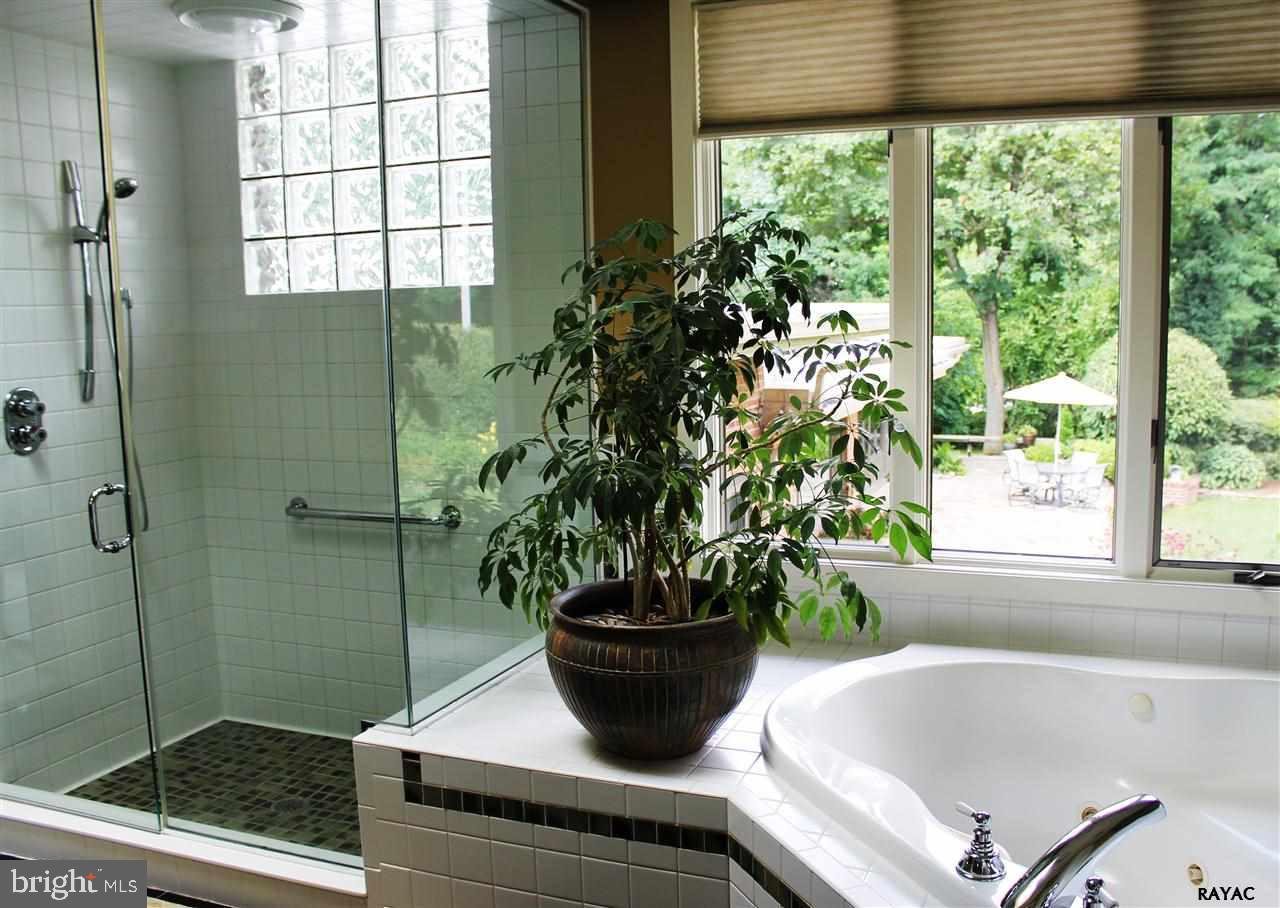 188 Highland Road York, PA 17403 - Photo 15 of 36 Gallery Image 15