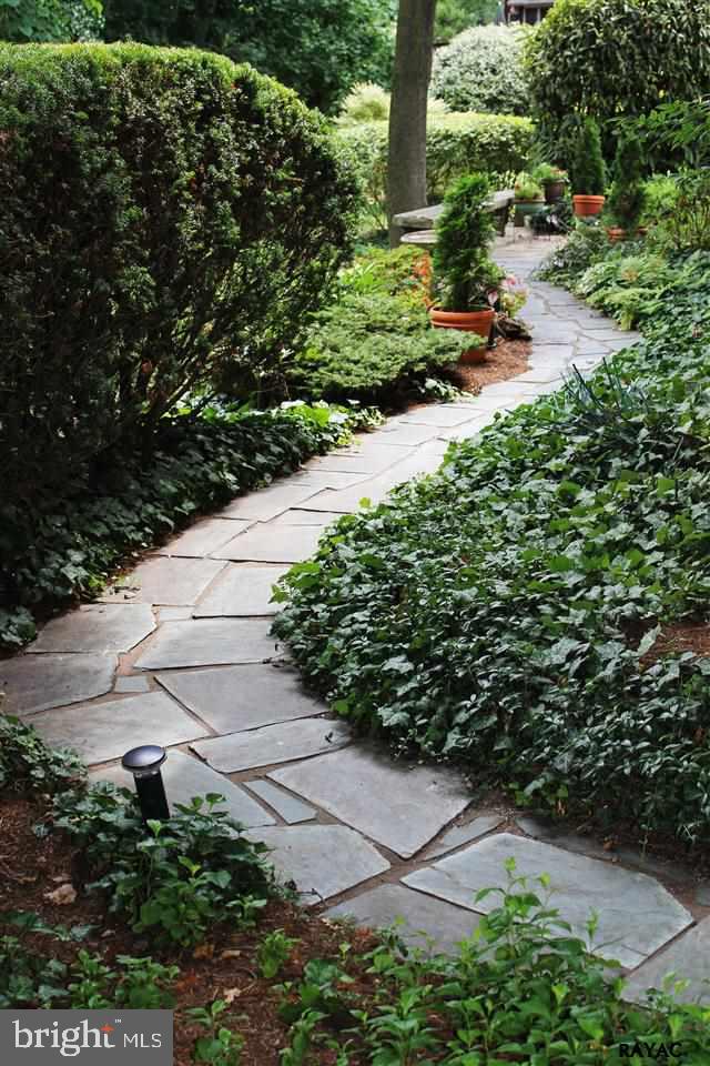 188 Highland Road York, PA 17403 - Photo 26 of 36 Gallery Image 26