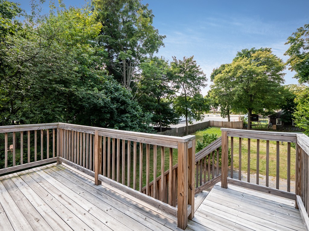 83 Cedar Street Wakefield, MA 01880 - Photo 33 of 41