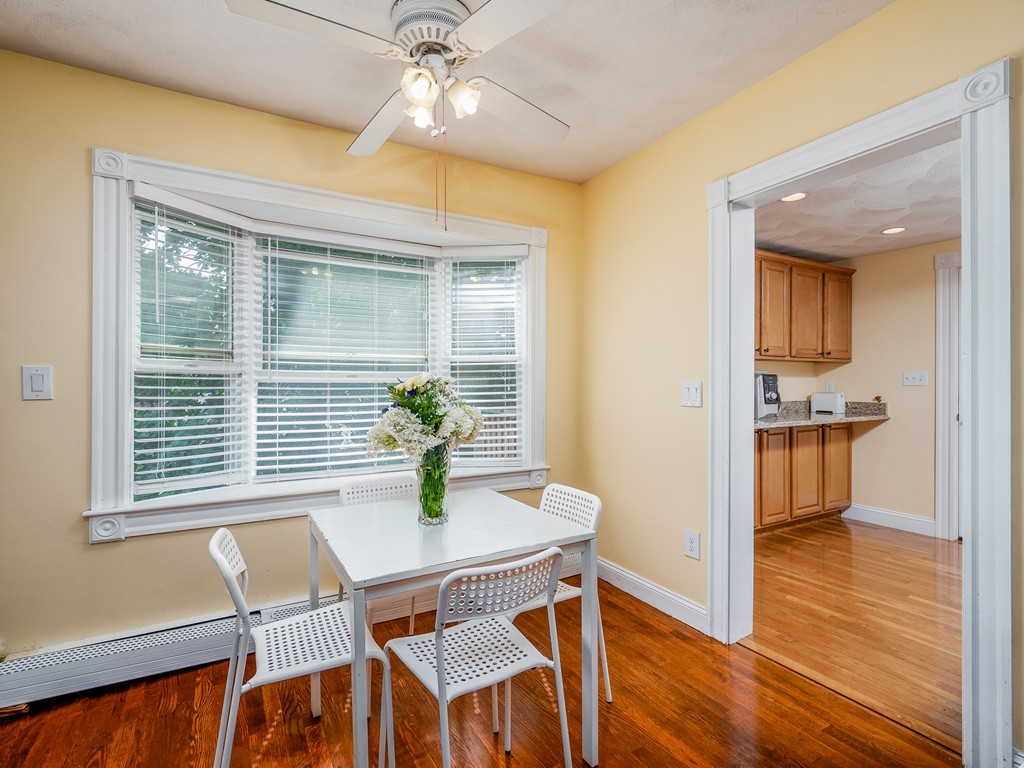 83 Cedar Street Wakefield, MA 01880 - Photo 10 of 41