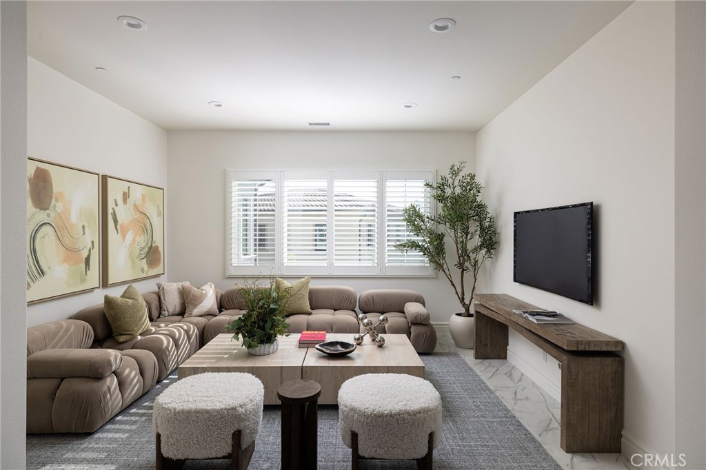 104 Interstellar Irvine, CA 92618 - Photo 24 of 52 Loft