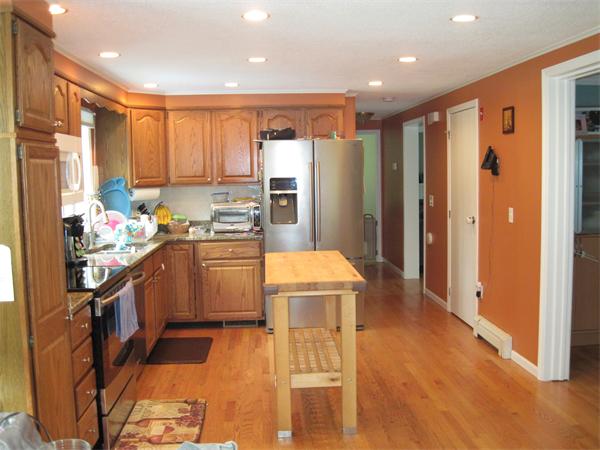 2 Edgewood Road Tewksbury, MA 01876 - Photo 7 of 30 Gallery Image 7