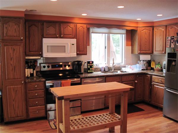 2 Edgewood Road Tewksbury, MA 01876 - Photo 8 of 30 Gallery Image 8