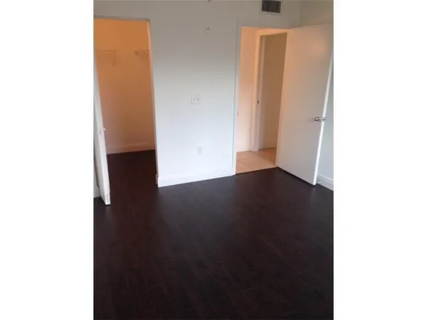 $280,000 | 4820 Highway 7, Unit 203, Coconut Creek, FL 33073