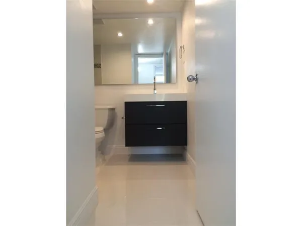 $280,000 | 4820 Highway 7, Unit 203, Coconut Creek, FL 33073