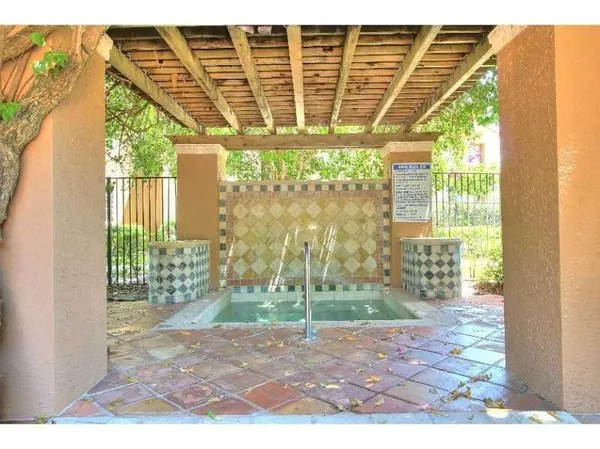 $280,000 | 4820 Highway 7, Unit 203, Coconut Creek, FL 33073