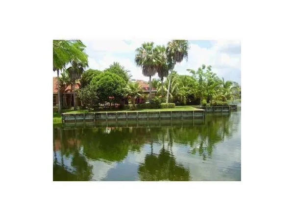 $280,000 | 4820 Highway 7, Unit 203, Coconut Creek, FL 33073