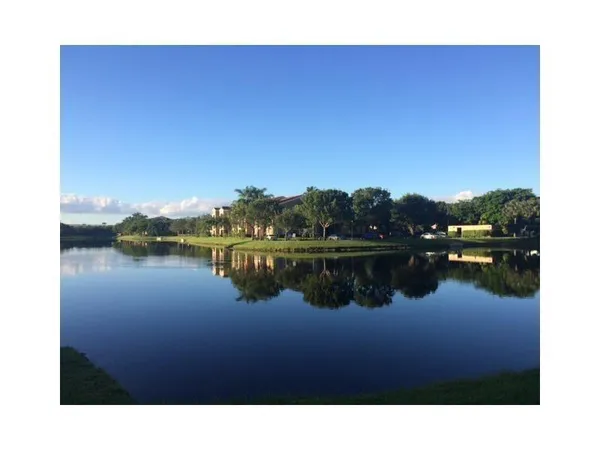 $280,000 | 4820 Highway 7, Unit 203, Coconut Creek, FL 33073