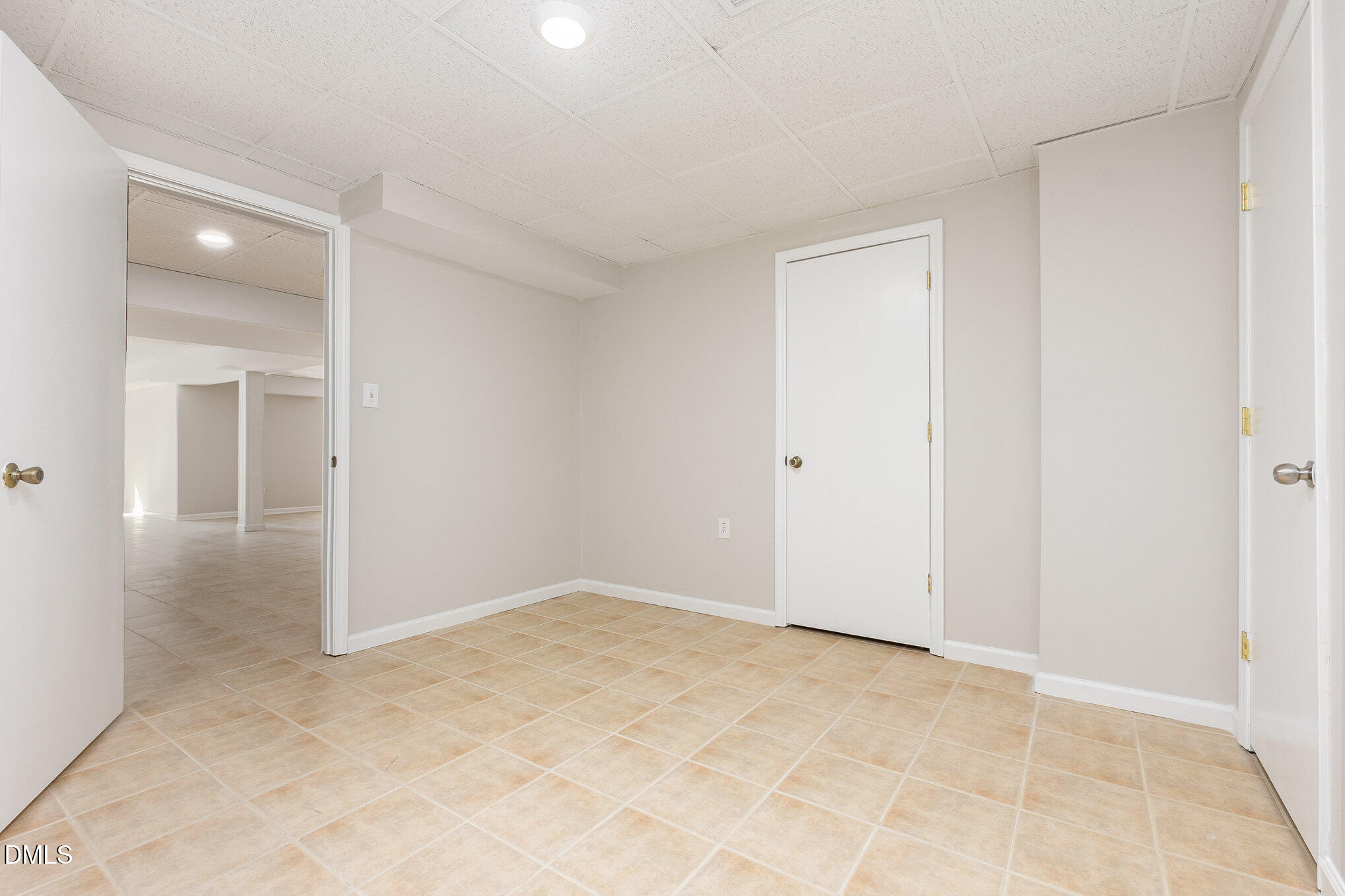9113 Mission Hills Court Raleigh, NC 27617 - Photo 31 of 39 031_cj4a3353-edit_186