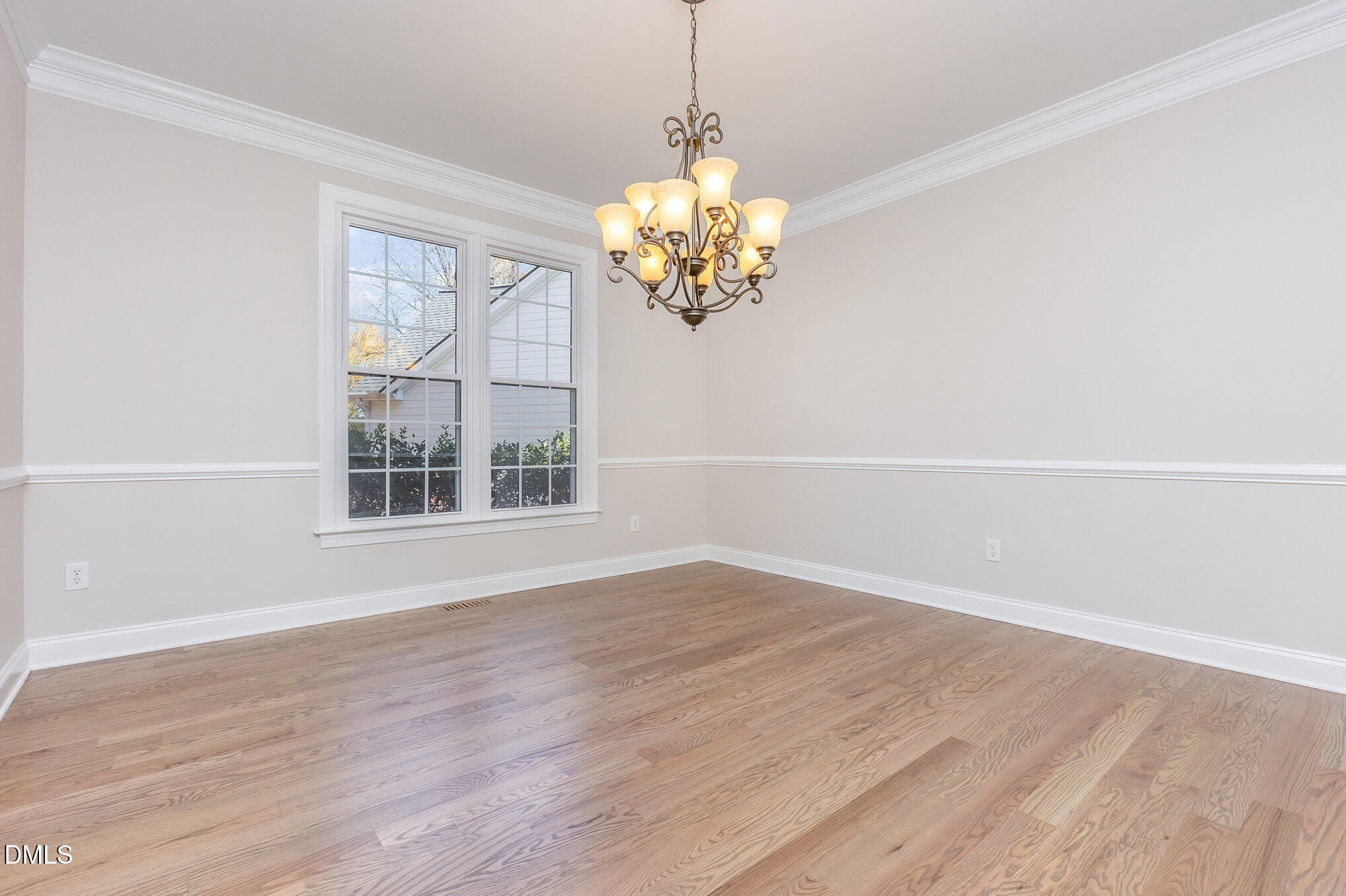 9113 Mission Hills Court Raleigh, NC 27617 - Photo 7 of 39 007_cj4a3276-edit_455