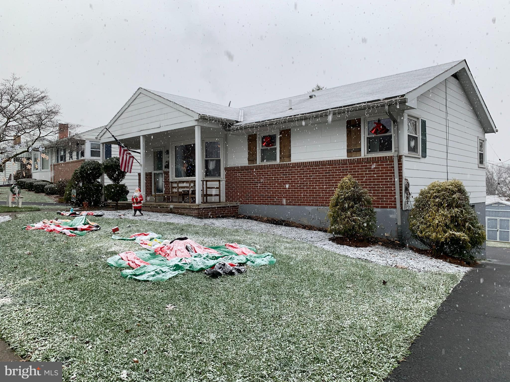 404 Mitti Road Reading, PA 19607 - Photo 2 of 37 front view of a house with a yard