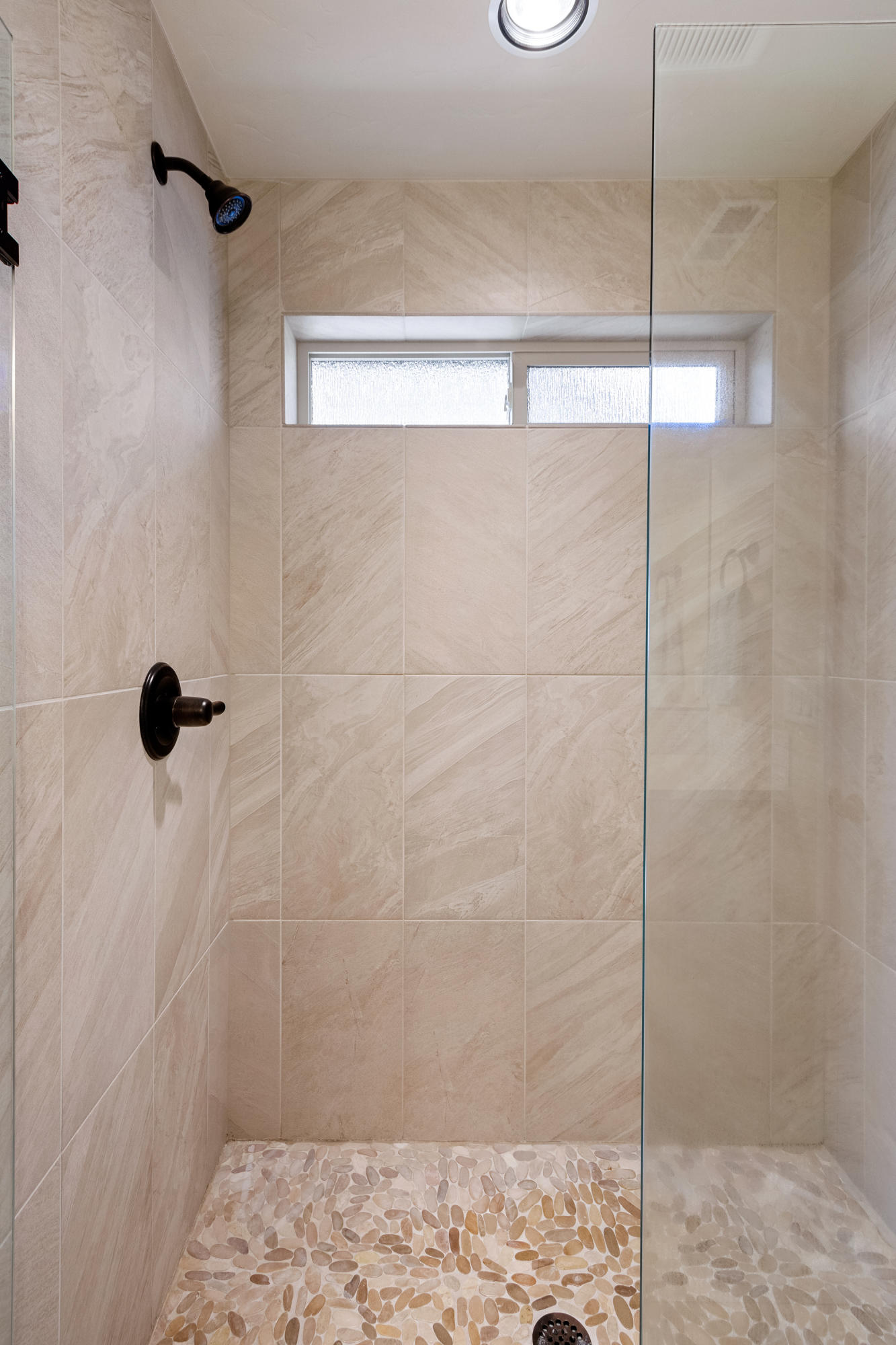 2608 Northwest Boulder Ridge Loop Bend, OR 97703 - Photo 16 of 26 10. MBA Shower Vert.