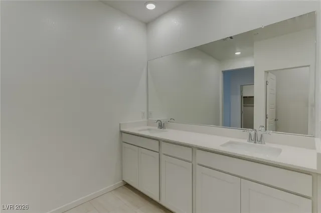 $1,965 | 134 Laguna Commons Lane, Henderson, NV 89015