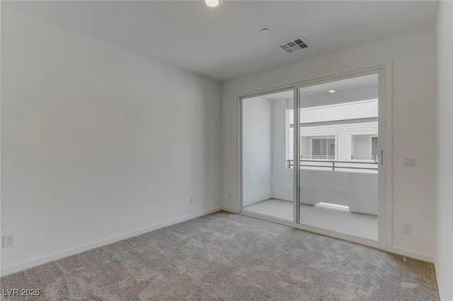 $1,965 | 134 Laguna Commons Lane, Henderson, NV 89015