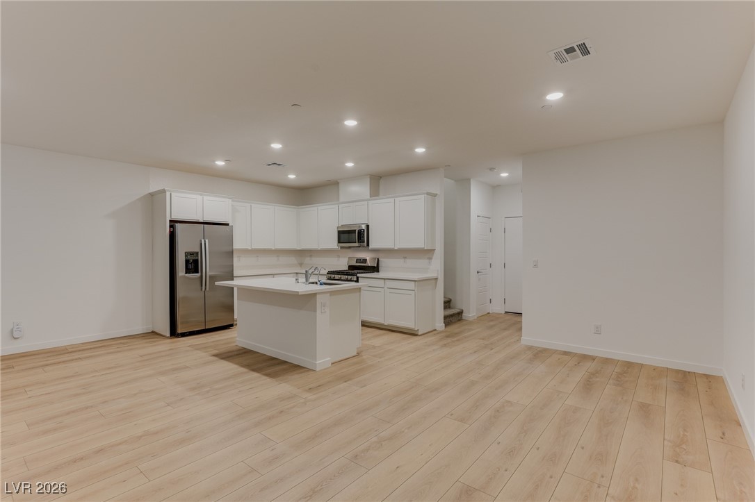 134 Laguna Commons Lane Henderson, NV 89015 - Photo 8 of 31