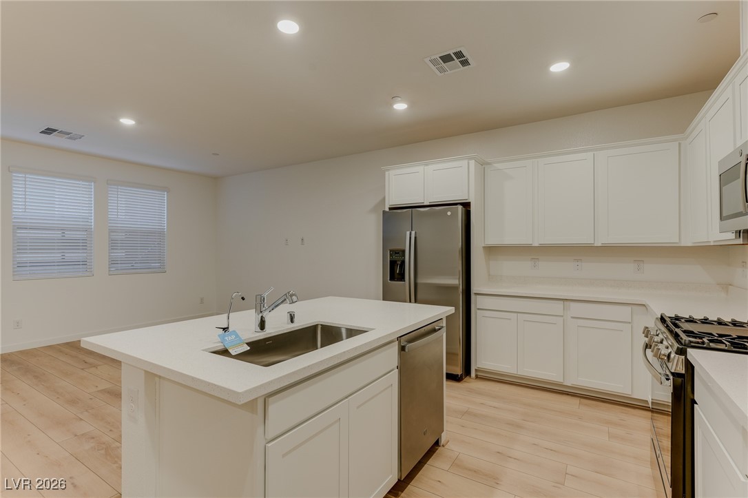 134 Laguna Commons Lane Henderson, NV 89015 - Photo 10 of 31