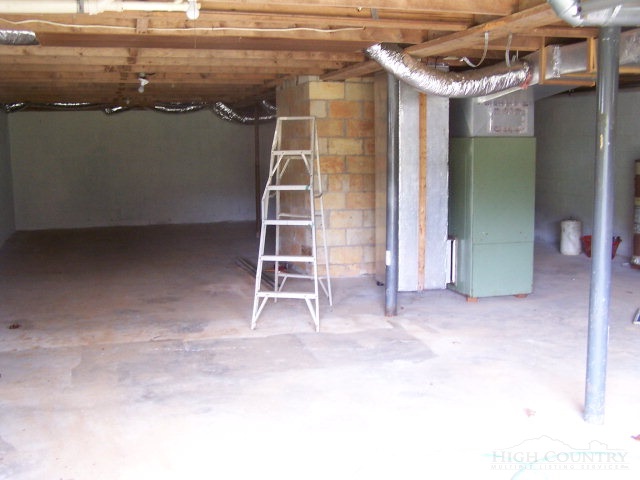 729 Laurel Fork Road Laurel Springs, NC 28644 - Photo 6 of 11 Gallery Image 6