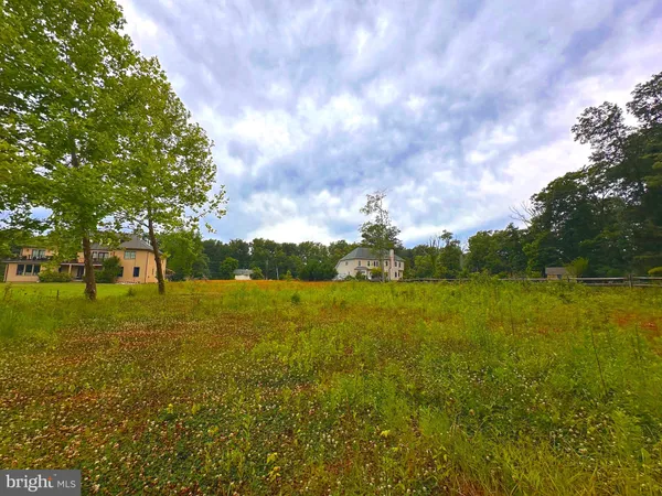 $950,000 | 5955 Colchester Road, Fairfax, VA 22030