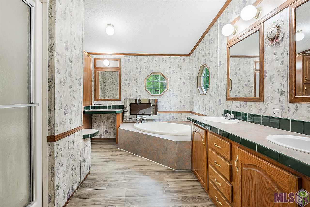 13710 Carey Road Central, LA 70714 - Photo 10 of 15 Gallery Image 10