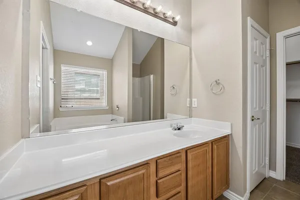 $2,095 | 9508 Fox Hill Drive, Fort Worth, TX 76131