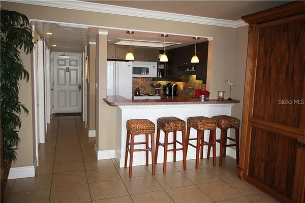 $2,650 | 1230 Gulf Boulevard, Unit 1805, Clearwater, FL 33767