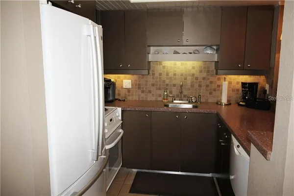 $2,650 | 1230 Gulf Boulevard, Unit 1805, Clearwater, FL 33767