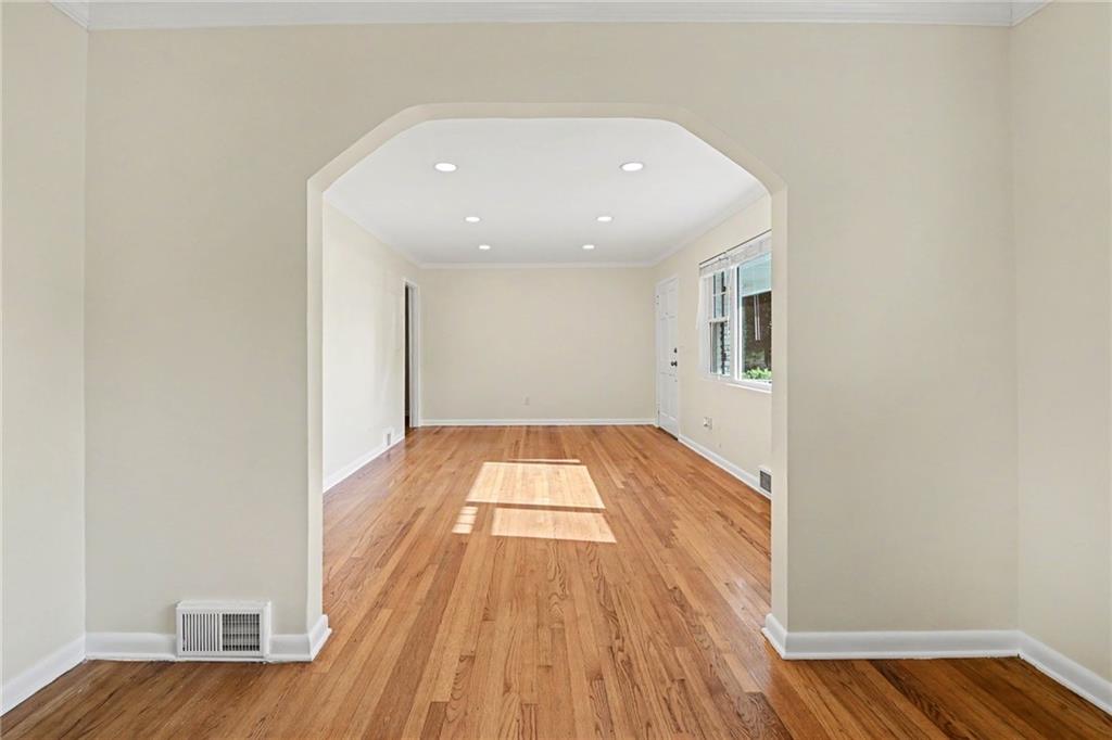 924 Valley Brook Road Decatur, GA 30033 - Photo 8 of 30