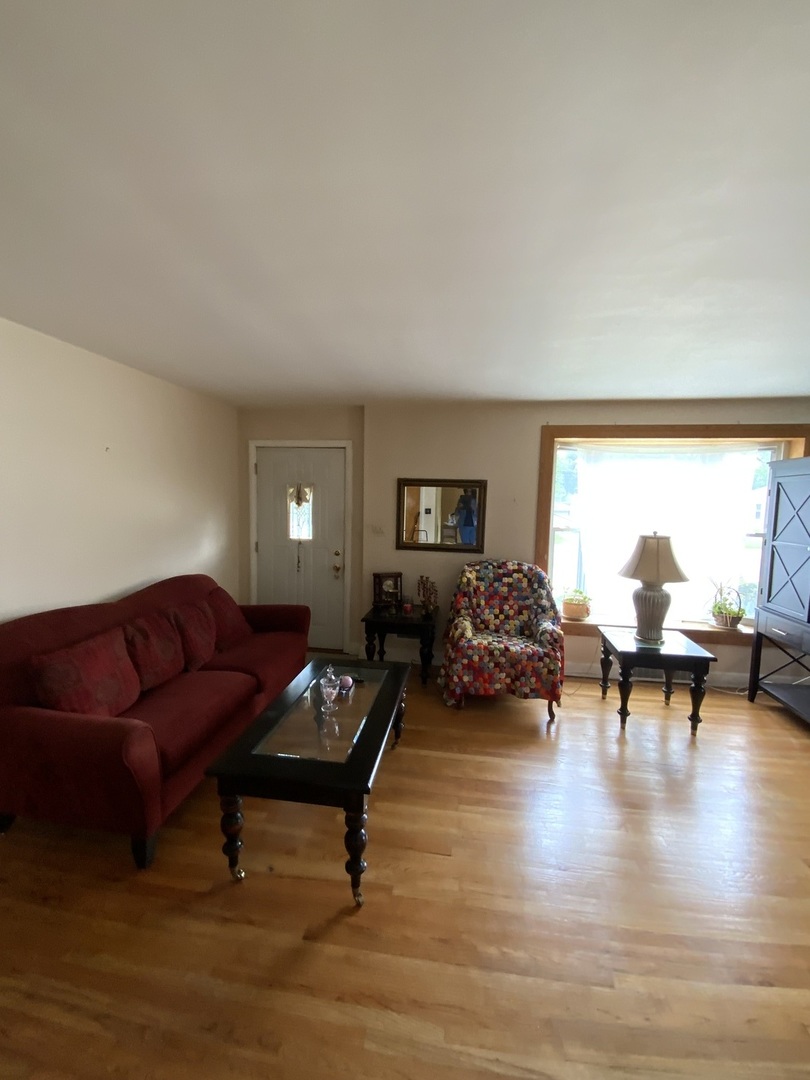 4638 Butterfield Road Hillside, IL 60162 - Photo 6 of 27 Gallery Image 6