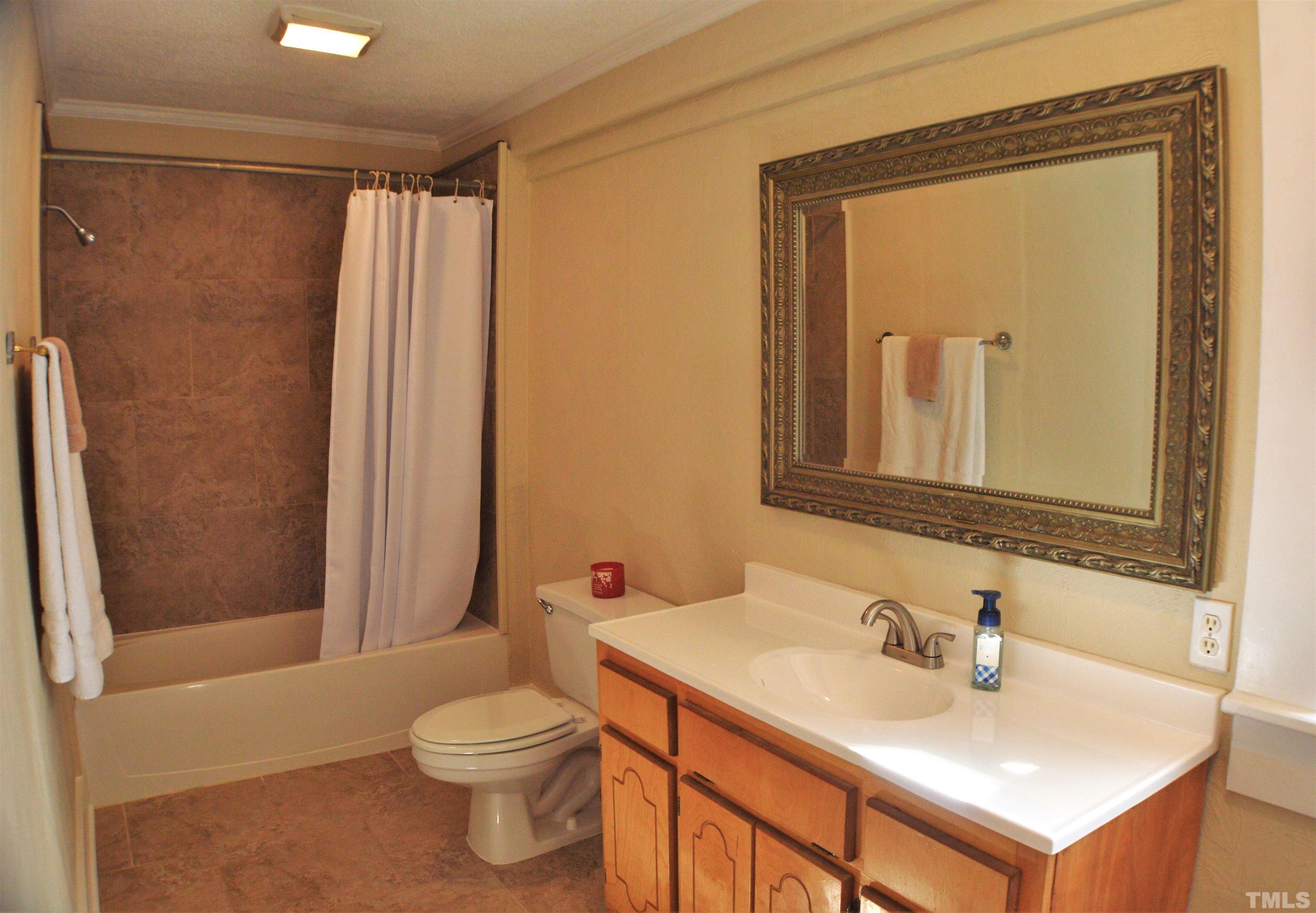 360 Greystone Road Henderson, NC 27537 - Photo 14 of 29 Gallery Image 14
