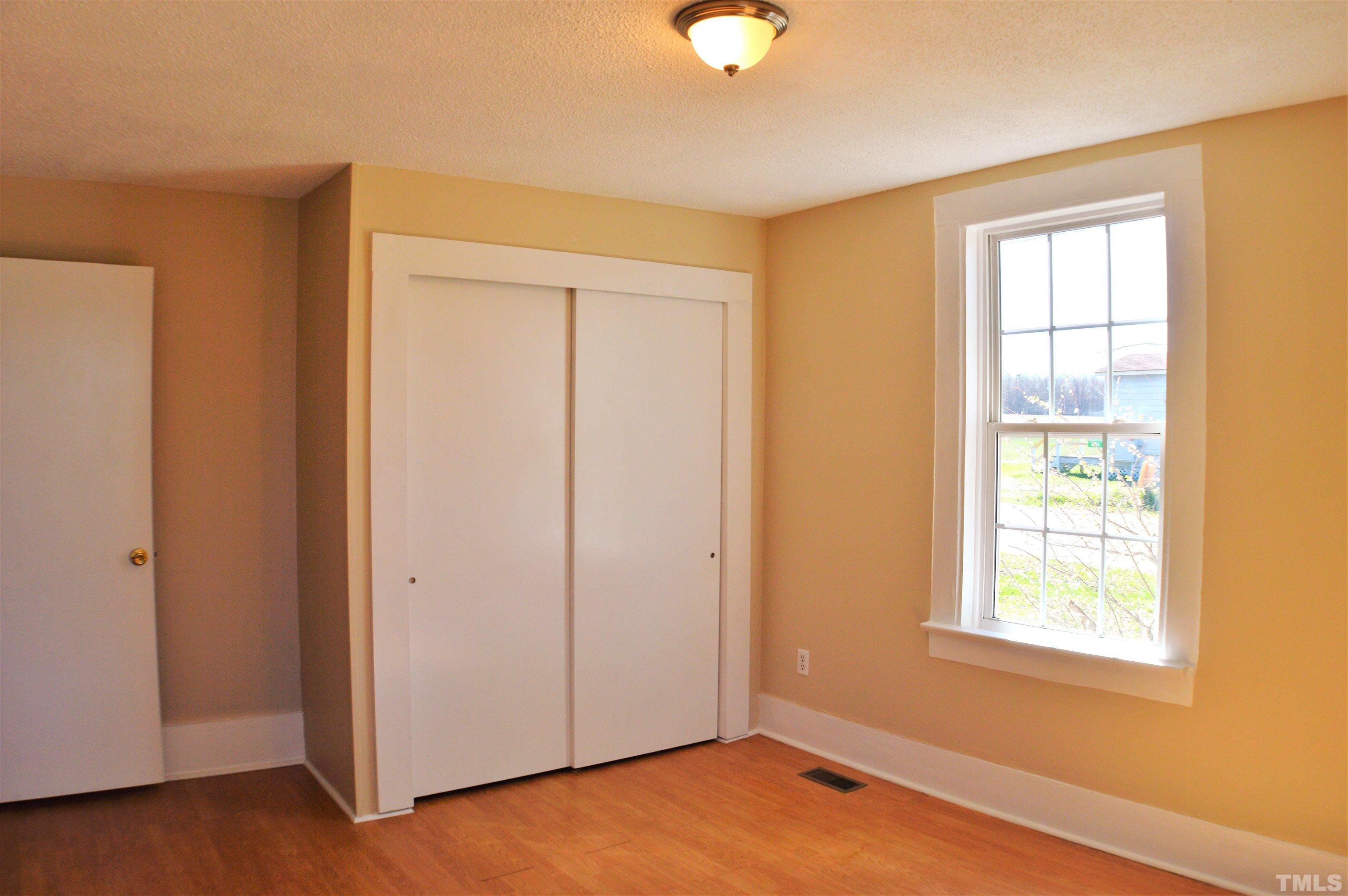 360 Greystone Road Henderson, NC 27537 - Photo 8 of 29 Gallery Image 8
