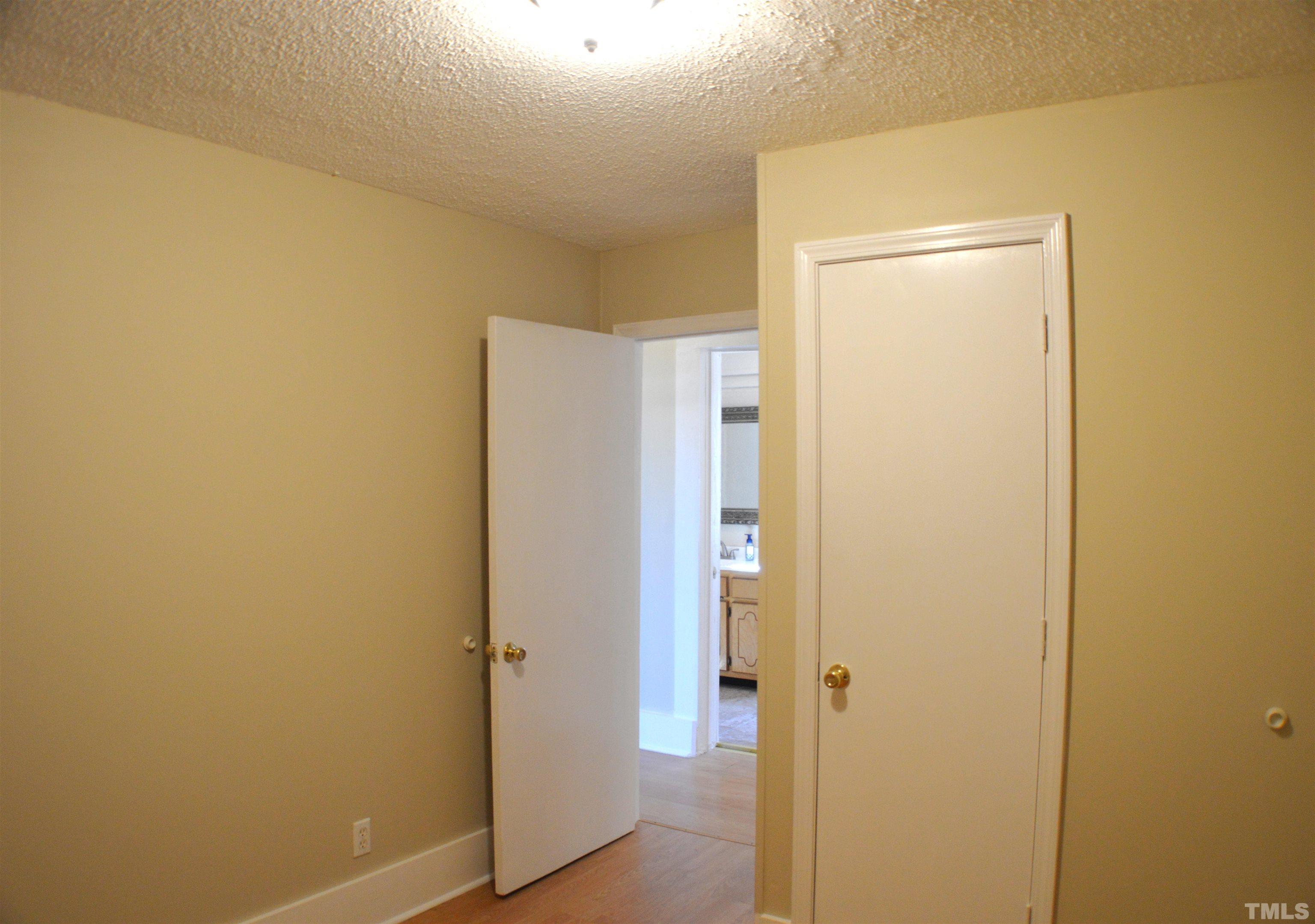 360 Greystone Road Henderson, NC 27537 - Photo 10 of 29 Gallery Image 10